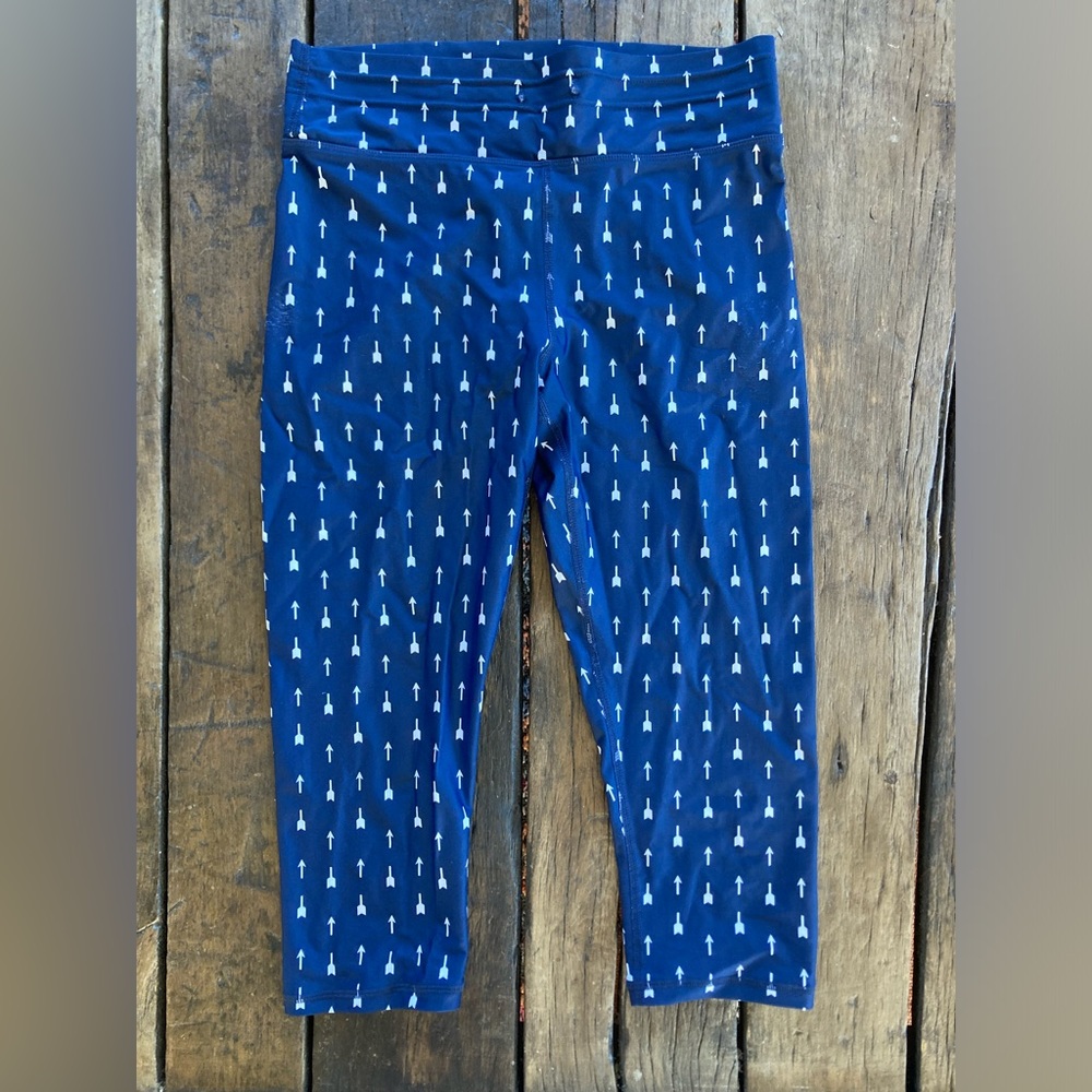 The Upside cropped arrow leggings size small